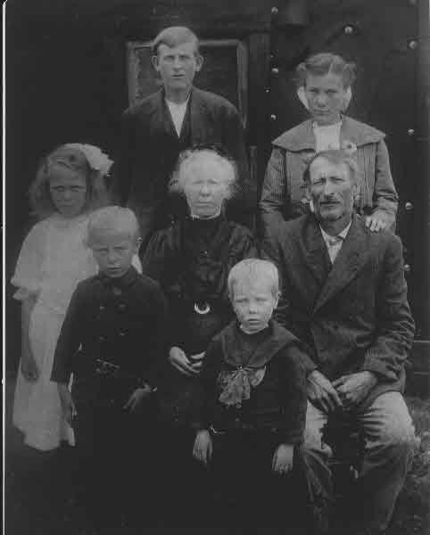edward sans sharbonda family